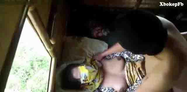 Bokep Viral Disekap Tante Diculik di Gubuk