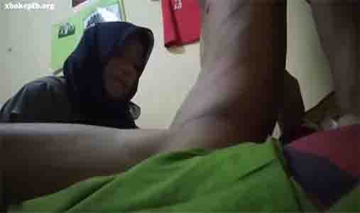 Bokep bawa ukhti ke kosan ajak ngewe