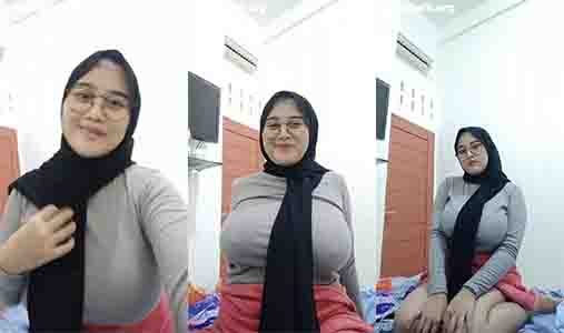 Bokep Acha Hijab Tobrut Godain Pascol