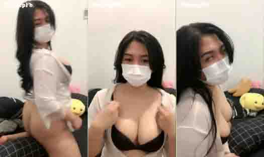 Bokep liveomek com tante zara asik colmek