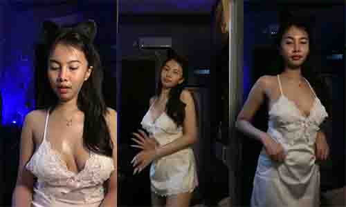 Bokep meysa abg malaysia colmek mendesah