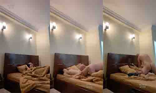 Bokep xnxx pijet plus plus oppylany berujung diewe