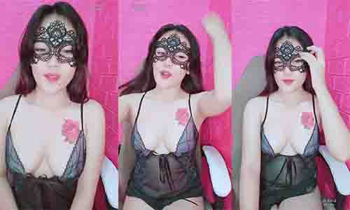 bokep colmek tante binal dikursi gaming