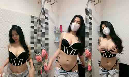 Bokep Qwellysa Remasin Toket Dikamar Mandi